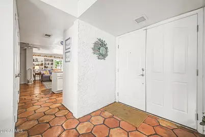 1801 E Winter Drive, Phoenix, AZ 85020 - Photo 4