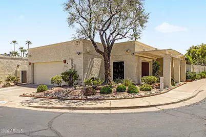 1801 E Winter Drive, Phoenix, AZ 85020 - Photo 1