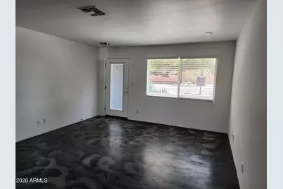 3416 N 37th Street # 11, Phoenix, AZ 85018 - Photo 2