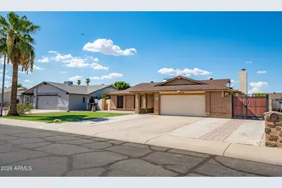 10436 W Ruth Avenue, Peoria, AZ 85345 - Photo 2