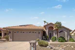10532 E Coopers Hawk Dr, Sun Lakes, AZ 85248 - Photo 2