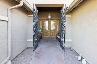2637 E Carla Vista Dr, Gilbert, AZ 85295 - Photo 10