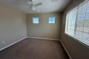 3950 W Roundabout Cir, Chandler, AZ 85226 - Photo 14
