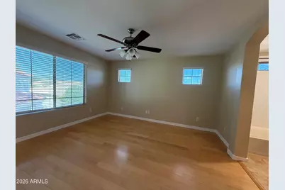 3950 W Roundabout Circle, Chandler, AZ 85226 - Photo 10