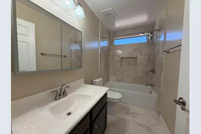 3950 W Roundabout Circle, Chandler, AZ 85226 - Photo 12