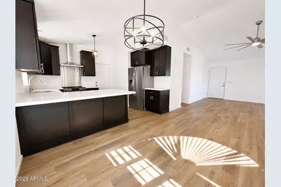 12605 W Roanoke Avenue, Avondale, AZ 85323 - Photo 6