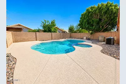 12605 W Roanoke Avenue, Avondale, AZ 85323 - Photo 18
