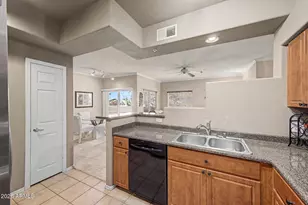 7401 W Arrowhead Clubhouse Dr, Glendale, AZ 85308 - Photo 12