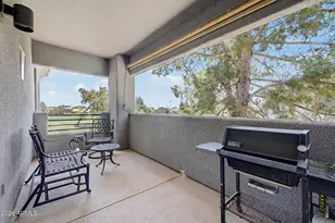 7401 W Arrowhead Clubhouse Dr, Glendale, AZ 85308 - Photo 24