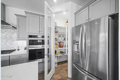 17440 W Auburn Street, Surprise, AZ 85388 - Photo 8