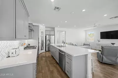 17440 W Auburn Street, Surprise, AZ 85388 - Photo 6