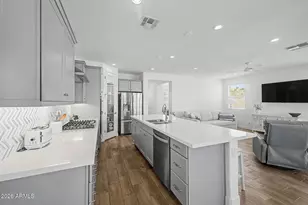 17440 W Auburn St, Surprise, AZ 85388 - Photo 6