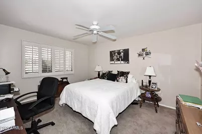 19046 N Lakeforest Drive, Sun City, AZ 85373 - Photo 20