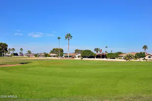 19046 N Lakeforest Dr, Sun City, AZ 85373 - Photo 34