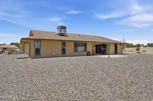 10110 W Pine Springs Dr, Sun City, AZ 85373 - Photo 30