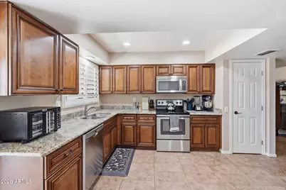 10110 W Pine Springs Drive, Sun City, AZ 85373 - Photo 8