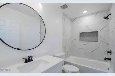 9439 N 11th Avenue #3, Phoenix, AZ 85021 - Photo 8