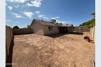 8901 N 86th Drive, Peoria, AZ 85345 - Photo 4