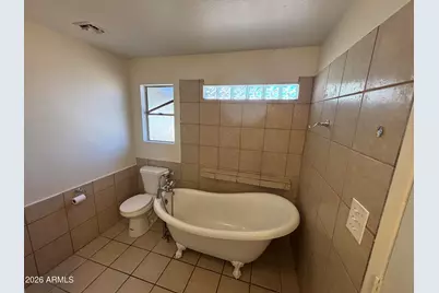 8901 N 86th Drive, Peoria, AZ 85345 - Photo 10