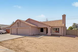 3701 E Renee Dr, Phoenix, AZ 85050 - Photo 2