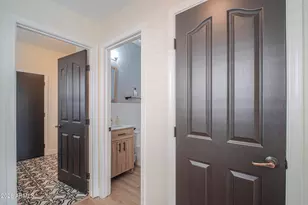 2347 W Tallgrass Trail, Phoenix, AZ 85085 - Photo 20