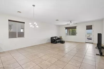 6914 S 78th Drive, Laveen, AZ 85339 - Photo 8