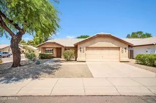 4502 E St John Rd, Phoenix, AZ 85032 - Photo 2