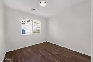 69 E Coral Bean Dr, San Tan Valley, AZ 85143 - Photo 8