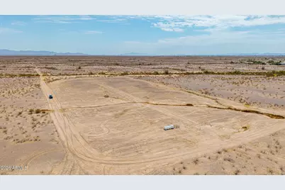 37433 W Cavalier Drive #506-39-092-C, Tonopah, AZ 85354 - Photo 10
