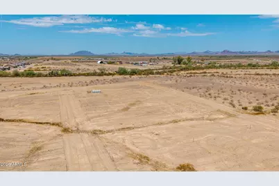 37433 W Cavalier Drive #506-39-092-C, Tonopah, AZ 85354 - Photo 10