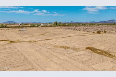 37433 W Cavalier Drive #506-39-092-C, Tonopah, AZ 85354 - Photo 4