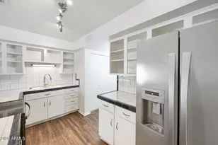 3514 W Caribbean Ln, Phoenix, AZ 85053 - Photo 10