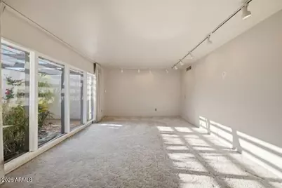 13045 N 8th Avenue, Phoenix, AZ 85029 - Photo 14