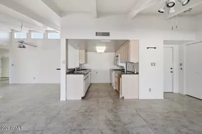 13045 N 8th Avenue, Phoenix, AZ 85029 - Photo 6