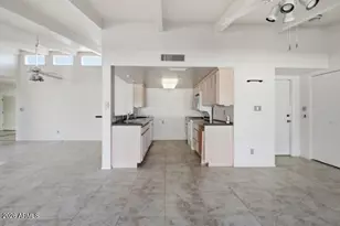 13045 N 8th Ave, Phoenix, AZ 85029 - Photo 6
