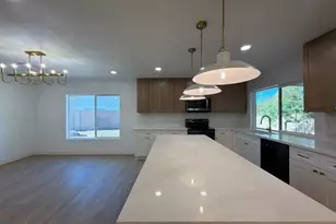 15015 N 23rd Ave, Phoenix, AZ 85023 - Photo 14