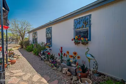 22780 W Sunrise Road, Congress, AZ 85332 - Photo 34