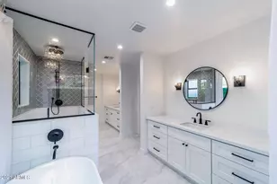 8672 N 64th Pl, Paradise Valley, AZ 85253 - Photo 18