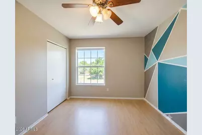 8939 W Sells Drive, Phoenix, AZ 85037 - Photo 6
