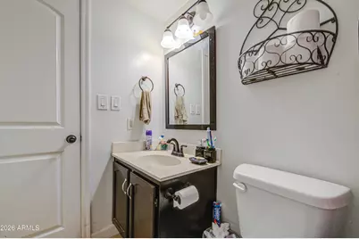 8939 W Sells Drive, Phoenix, AZ 85037 - Photo 32
