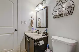 8939 W Sells Dr, Phoenix, AZ 85037 - Photo 32