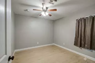 8939 W Sells Dr, Phoenix, AZ 85037 - Photo 4