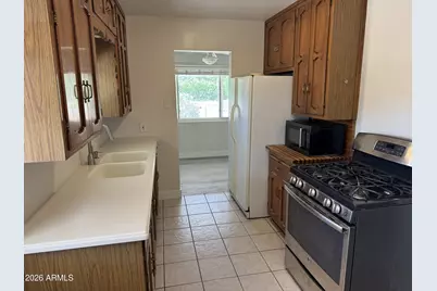 598 W Flint Street, Chandler, AZ 85225 - Photo 2