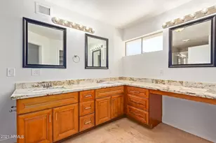 8731 E Minnezona Ave, Scottsdale, AZ 85251 - Photo 14