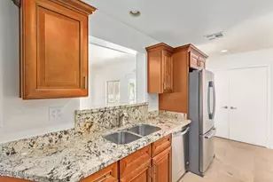 8731 E Minnezona Ave, Scottsdale, AZ 85251 - Photo 8