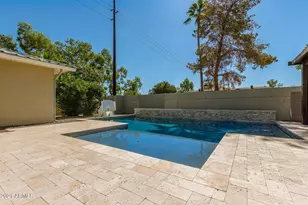 8731 E Minnezona Ave, Scottsdale, AZ 85251 - Photo 2