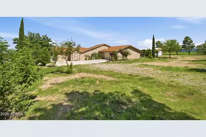 7461 S Baggett Place, Hereford, AZ 85615 - Photo 2