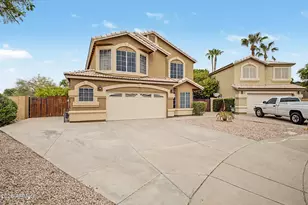 2712 S Sawyer Cir, Mesa, AZ 85209 - Photo 2