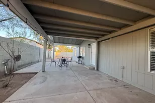 117 E Villa Theresa Dr, Phoenix, AZ 85022 - Photo 38