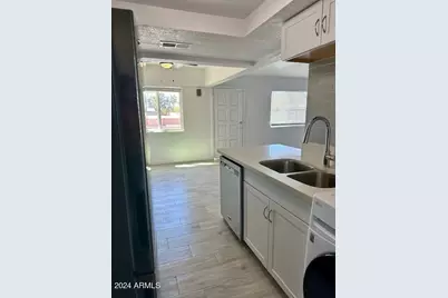 1504 E Indianola Avenue #Unit  6, Phoenix, AZ 85014 - Photo 6
